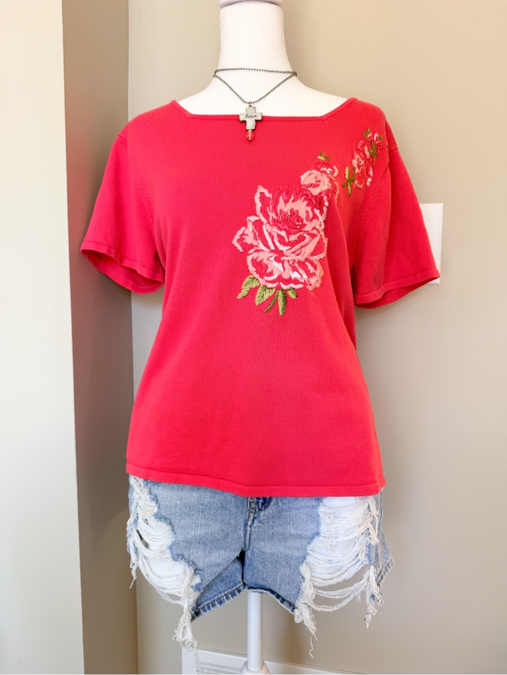 Emma James Pink Rose Tee Square Neck– Size XL (Vintage)